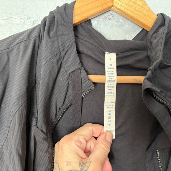 Gray Zip-Up Jacket - Picture 3 of 5